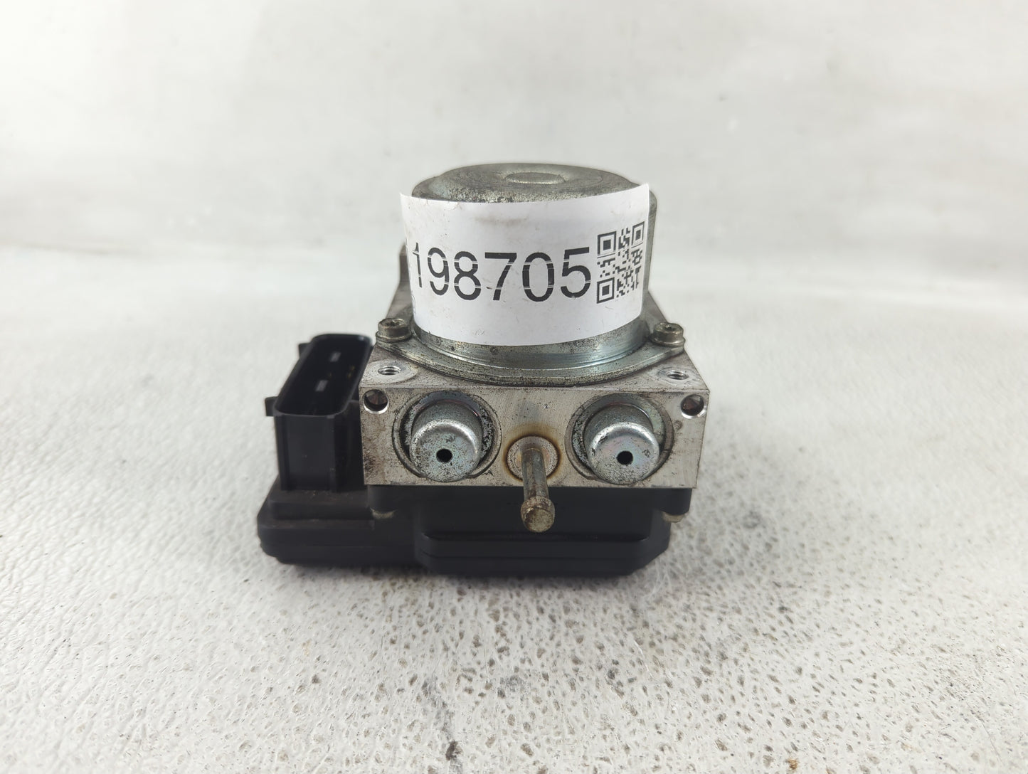 2008-2009 Nissan Rogue ABS Pump Control Module Replacement Fits Fits 2008 2009 OEM Used Auto Parts - Oemusedautoparts1.com
