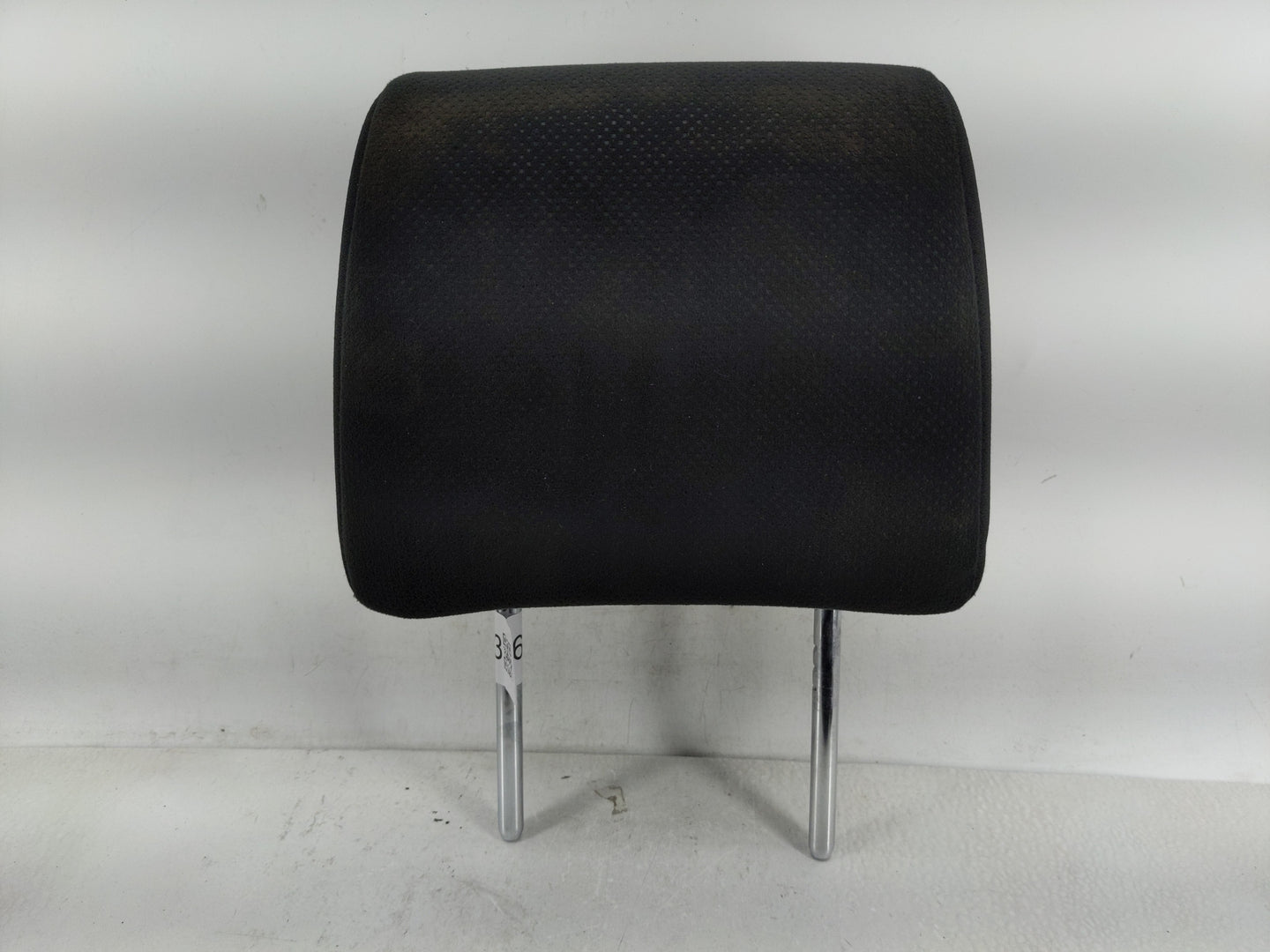 2009 Nissan Rogue Headrest Head Rest Front Driver Passenger Seat - Oemusedautoparts1.com