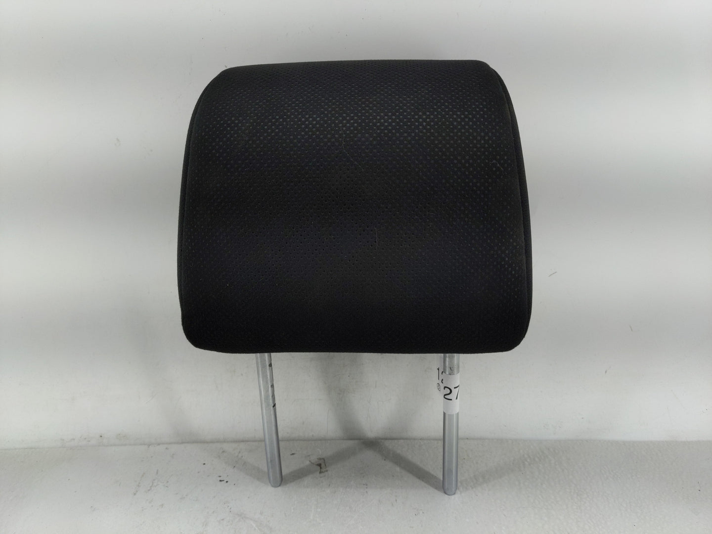 2009 Nissan Rogue Headrest Head Rest Front Driver Passenger Seat - Oemusedautoparts1.com