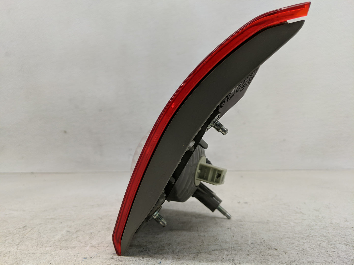2009-2015 Nissan Rogue Tail Light Assembly Passenger Right OEM Fits Fits 2009 2010 2011 2012 2013 2014 2015 OEM Used Auto Pa
