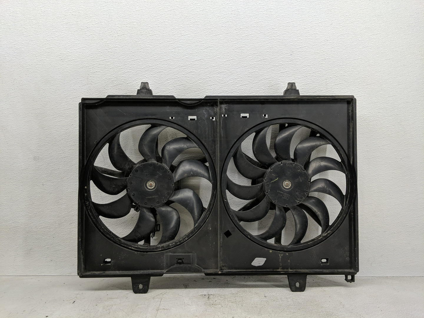 2008-2009 Nissan Rogue Electric Radiator Cooling Fan Motor Assembly Fits Fits 2008 2009 OEM Used Auto Parts - Oemusedautopar