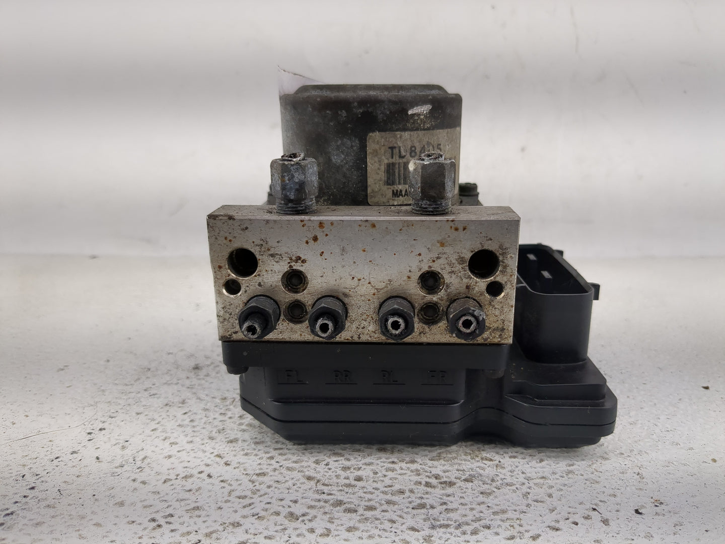 2008-2009 Nissan Rogue ABS Pump Control Module Replacement Fits Fits 2008 2009 OEM Used Auto Parts - Oemusedautoparts1.com