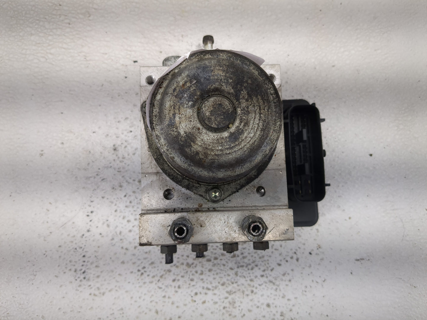 2008-2009 Nissan Rogue ABS Pump Control Module Replacement Fits Fits 2008 2009 OEM Used Auto Parts - Oemusedautoparts1.com