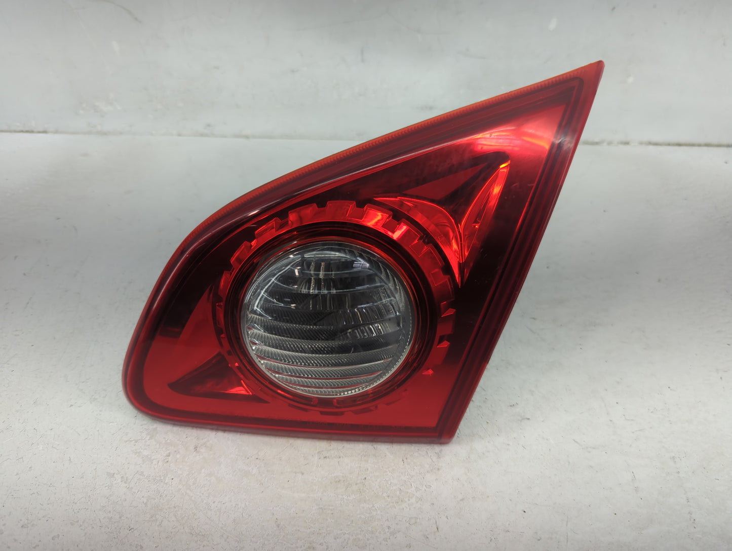 2009-2015 Nissan Rogue Tail Light Assembly Passenger Right OEM Fits Fits 2009 2010 2011 2012 2013 2014 2015 OEM Used Auto Pa