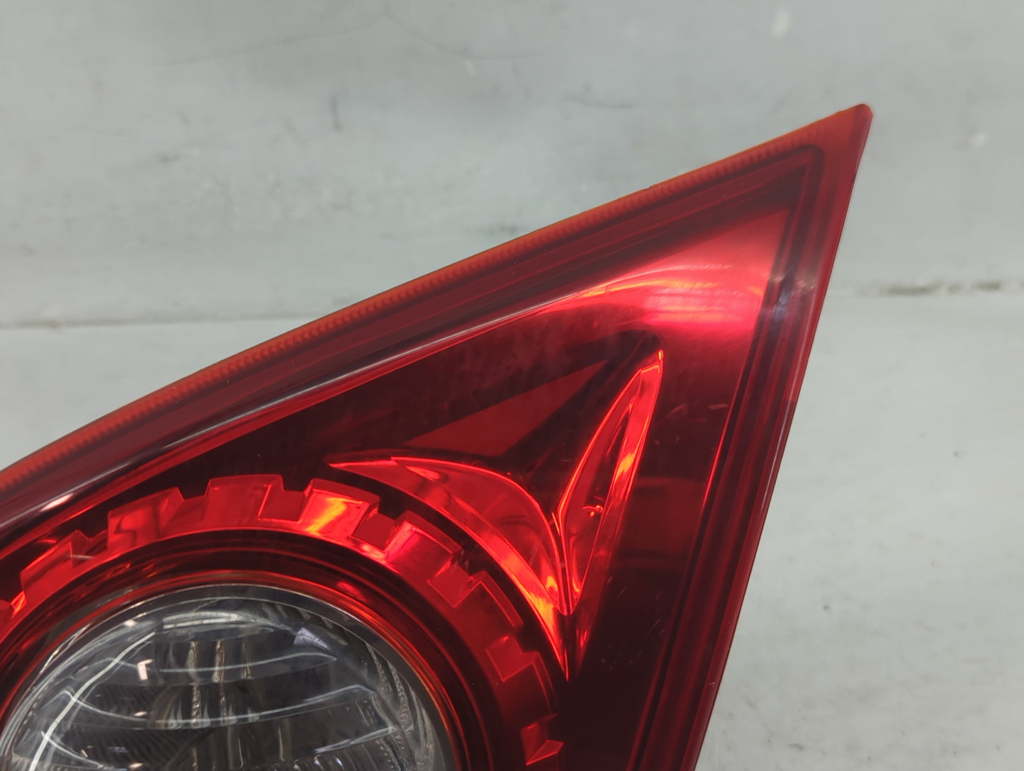 2009-2015 Nissan Rogue Tail Light Assembly Passenger Right OEM Fits Fits 2009 2010 2011 2012 2013 2014 2015 OEM Used Auto Pa