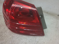 2008-2015 Nissan Rogue Tail Light Assembly Passenger Right OEM Fits Fits 2008 2009 2010 2011 2012 2013 2014 2015 OEM Used Au
