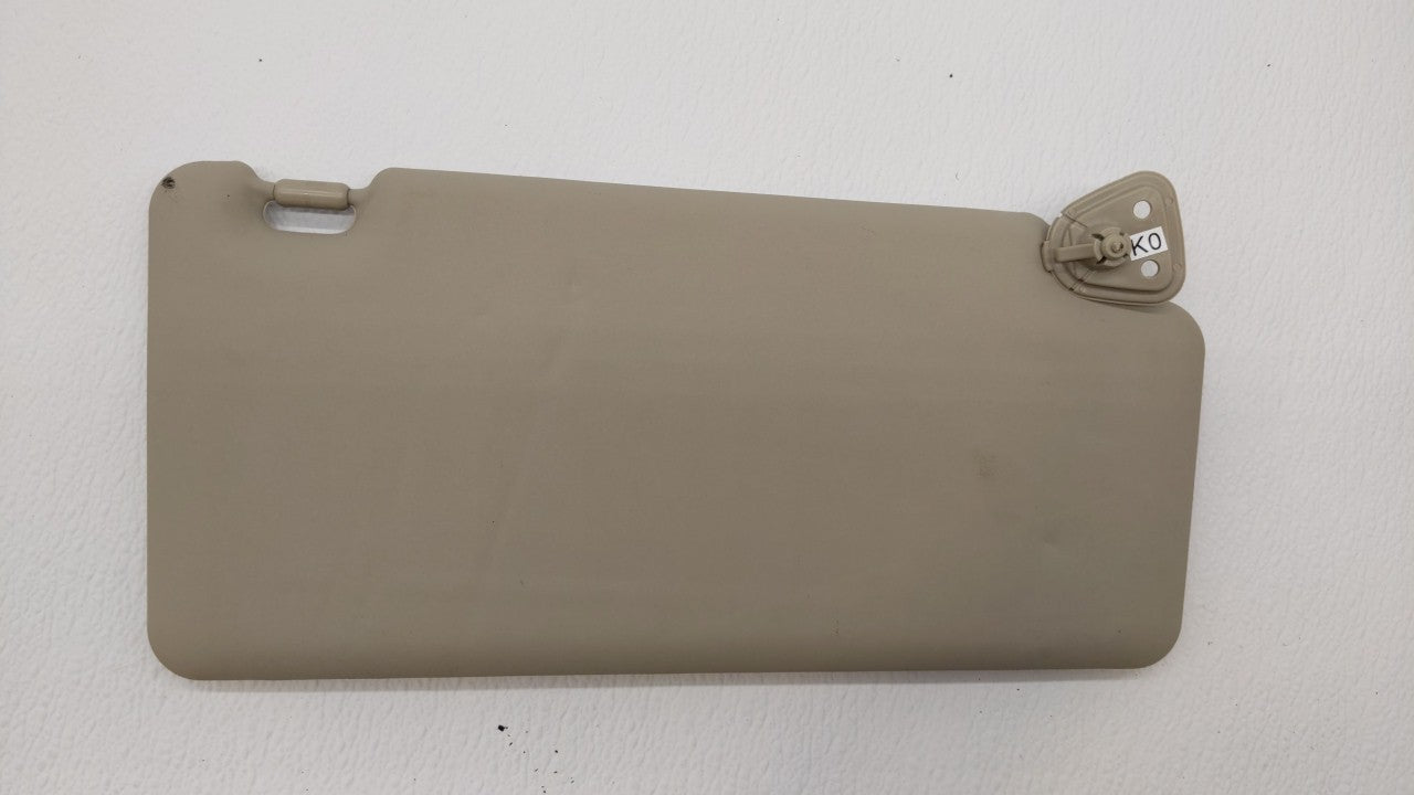 2008-2010 Nissan Rogue Sun Visor Shade Replacement Passenger Right Mirror Fits Fits 2008 2009 2010 OEM Used Auto Parts - Oem