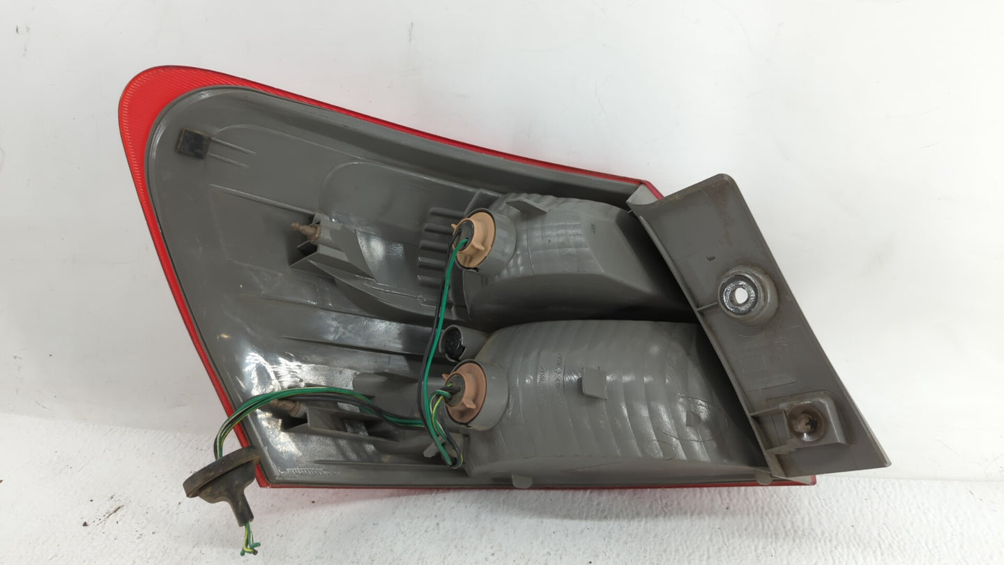 2008-2015 Nissan Rogue Tail Light Assembly Passenger Right OEM Fits Fits 2008 2009 2010 2011 2012 2013 2014 2015 OEM Used Au