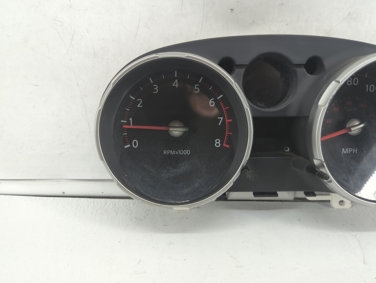 2009 Nissan Rogue Instrument Cluster Speedometer Gauges P/N:JM70A A9 JM7013, JM70B Fits OEM Used Auto Parts - Oemusedautopar