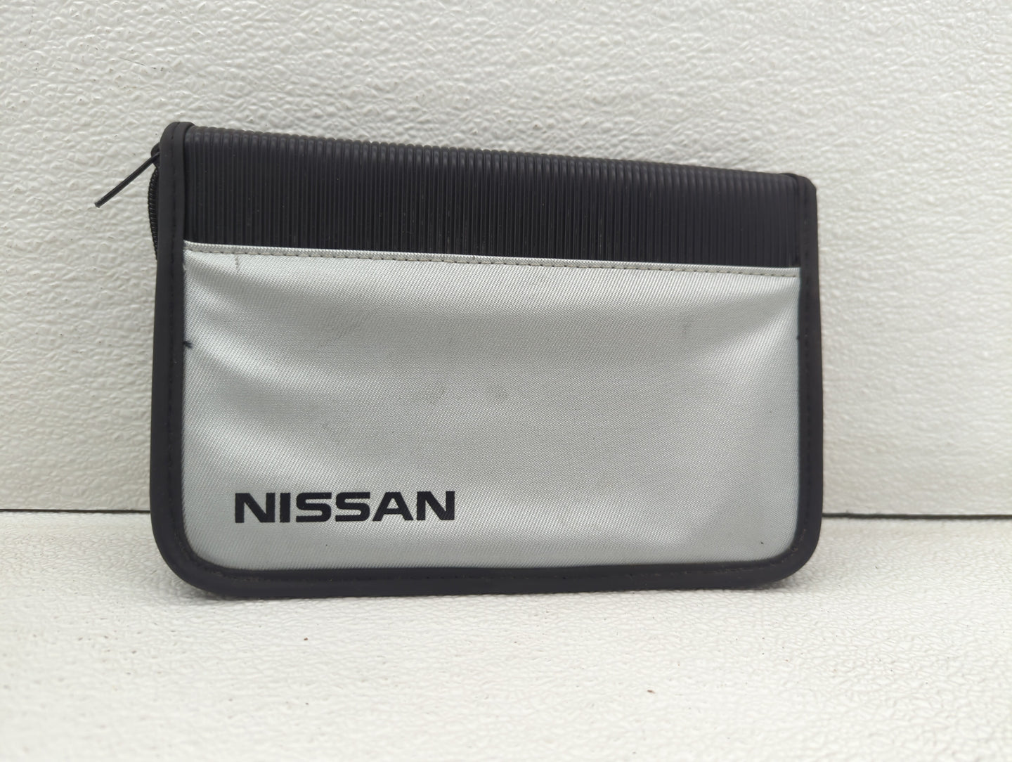 2009 Nissan Rogue Owners Manual Book Guide OEM Used Auto Parts - Oemusedautoparts1.com