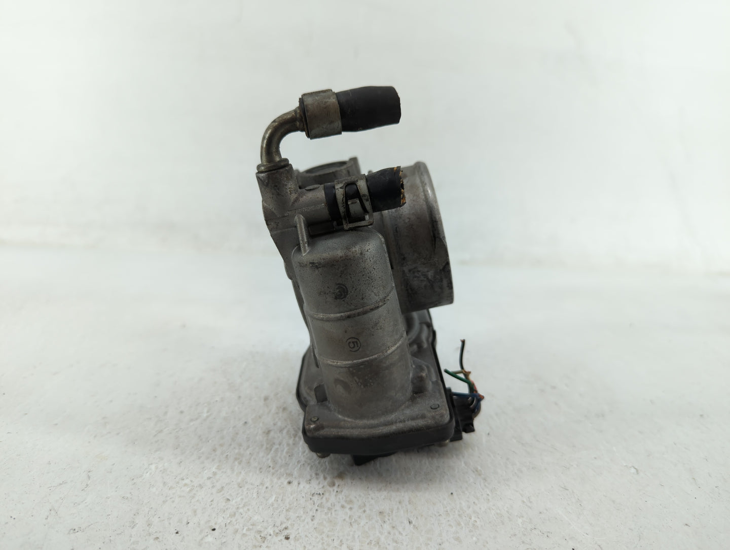 2008-2011 Nissan Rogue Throttle Body P/N:RME60-16 RME60-15 Fits Fits 2007 2008 2009 2010 2011 2012 2013 OEM Used Auto Parts 