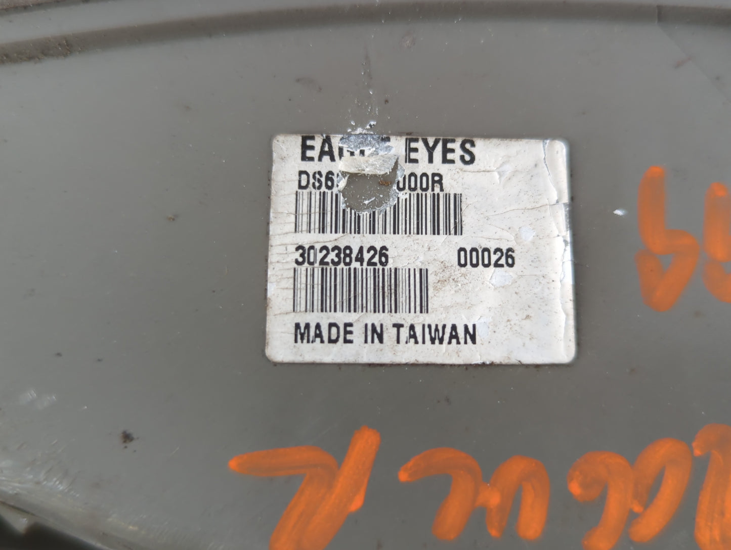 2008-2015 Nissan Rogue Tail Light Assembly Passenger Right OEM Fits Fits 2008 2009 2010 2011 2012 2013 2014 2015 OEM Used Au