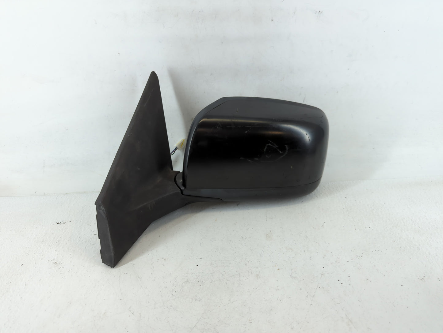 2009 Nissan Rogue Driver Side View Mirror - Left Door Mirror OEM Used - Oemusedautoparts1.com