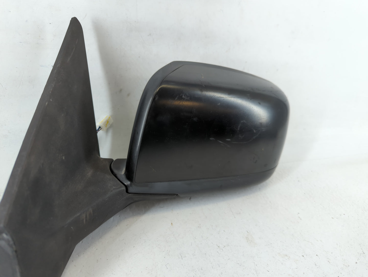 2009 Nissan Rogue Driver Side View Mirror - Left Door Mirror OEM Used - Oemusedautoparts1.com