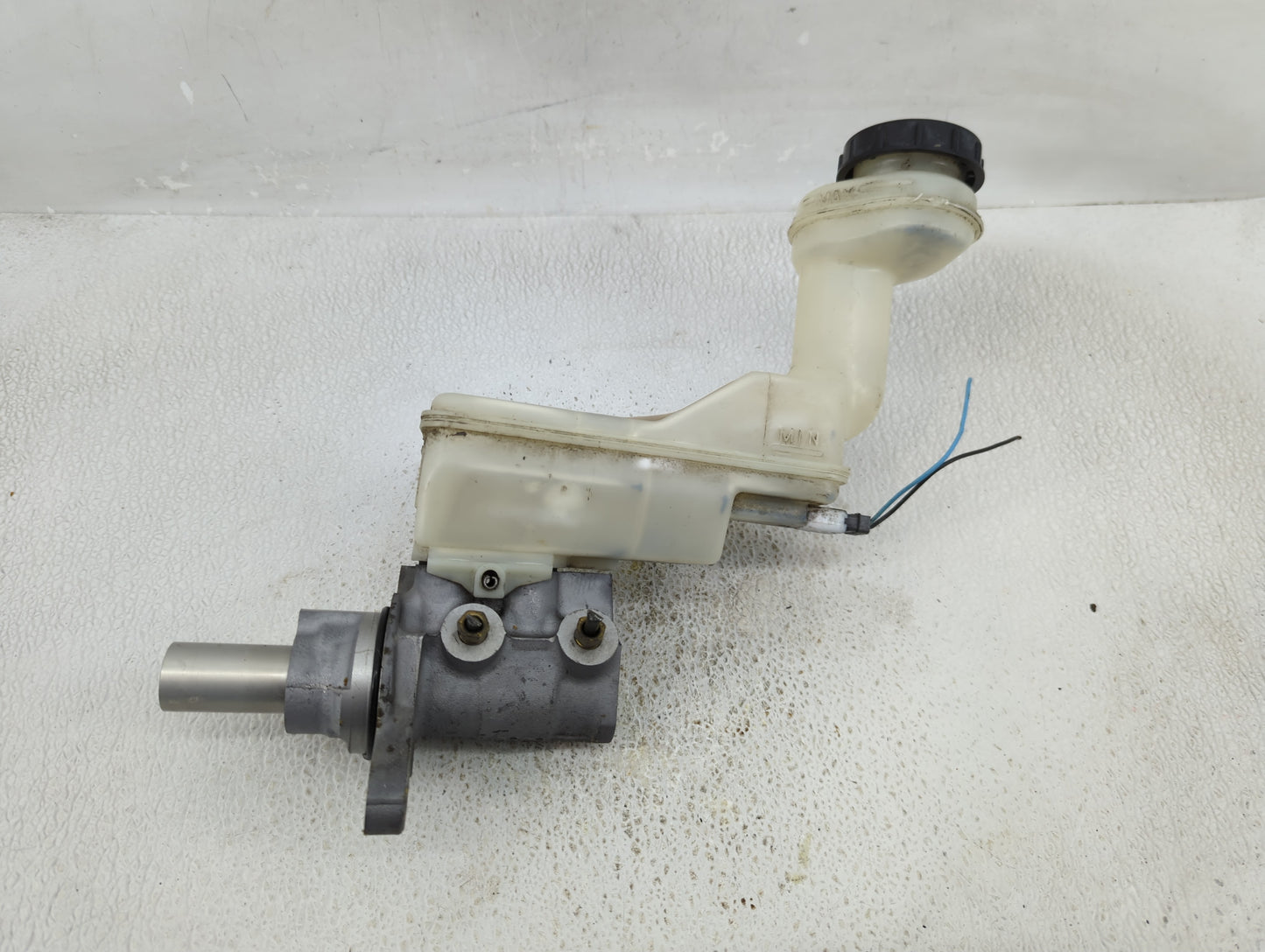 2007-2010 Nissan Sentra Brake Master Cylinder - Oemusedautoparts1.com