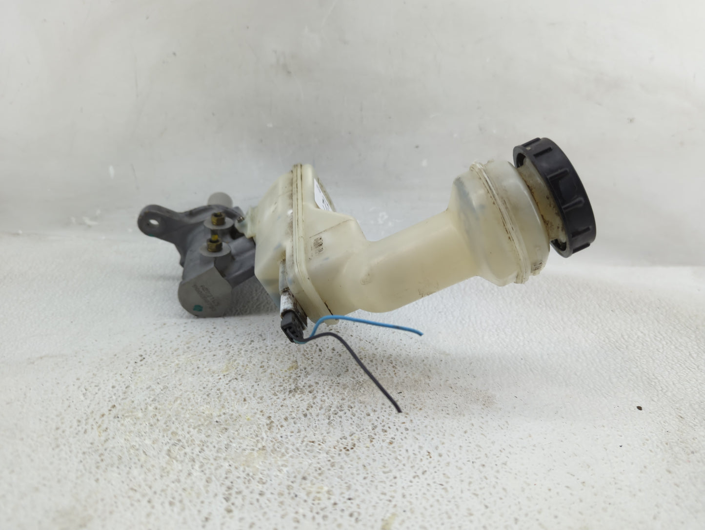2007-2010 Nissan Sentra Brake Master Cylinder - Oemusedautoparts1.com