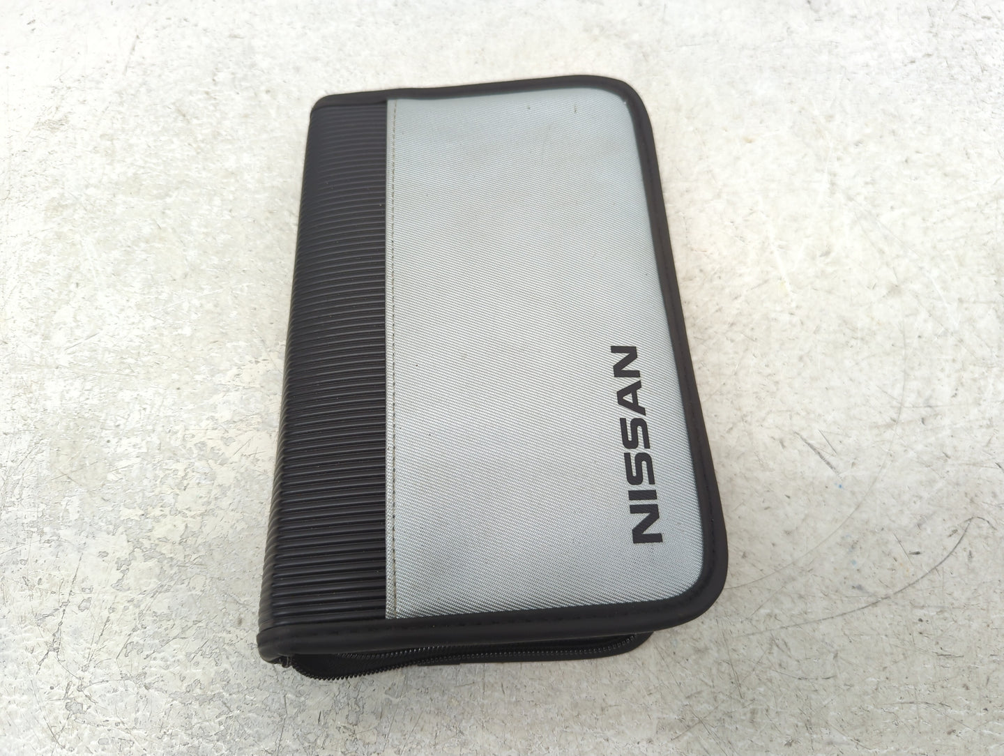 2009 Nissan Sentra Owners Manual Book Guide P/N:OM0E-0B16U1 OEM Used Auto Parts - Oemusedautoparts1.com