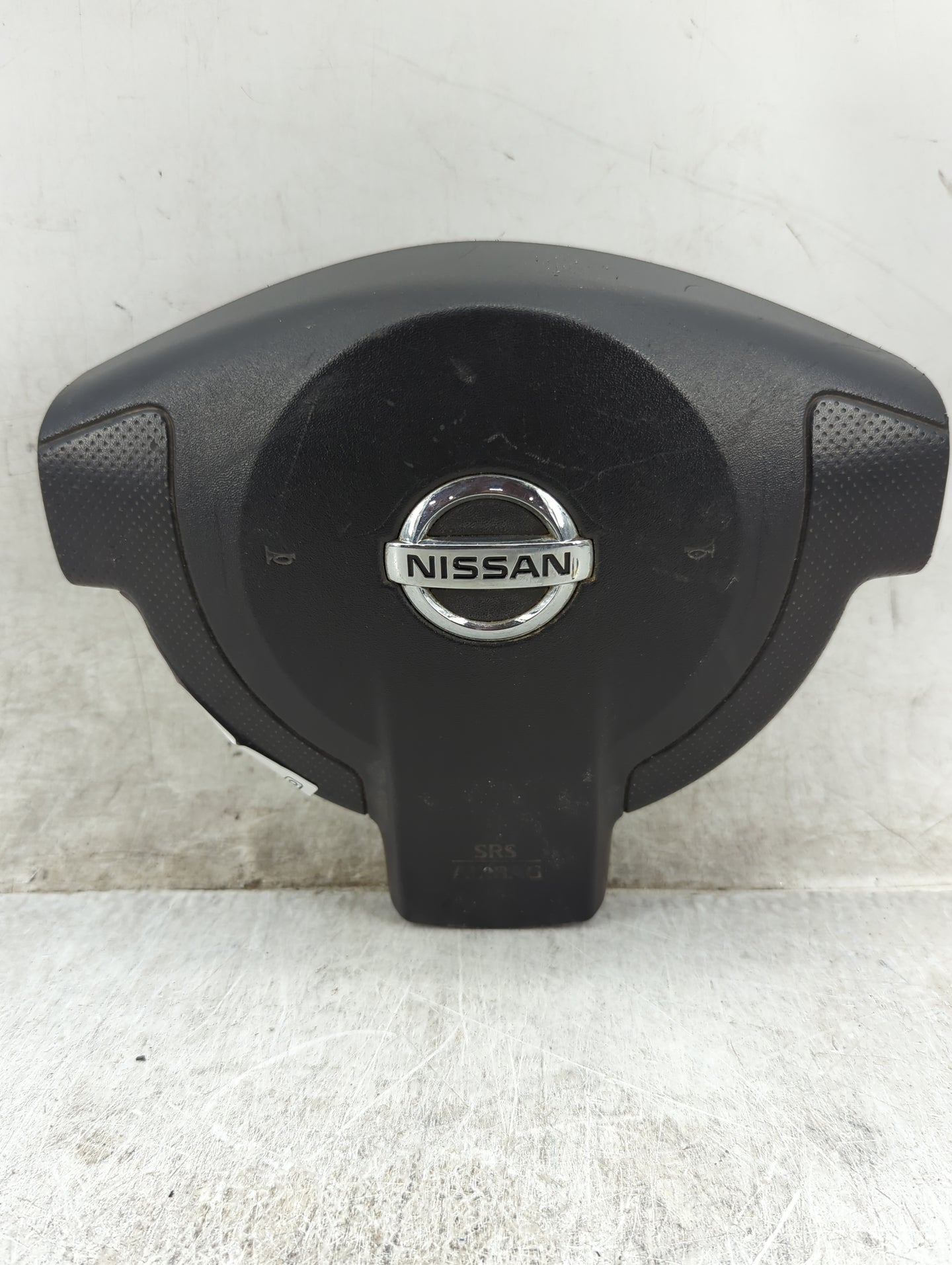 2007-2009 Nissan Sentra Air Bag Driver Left Steering Wheel Mounted - Oemusedautoparts1.com