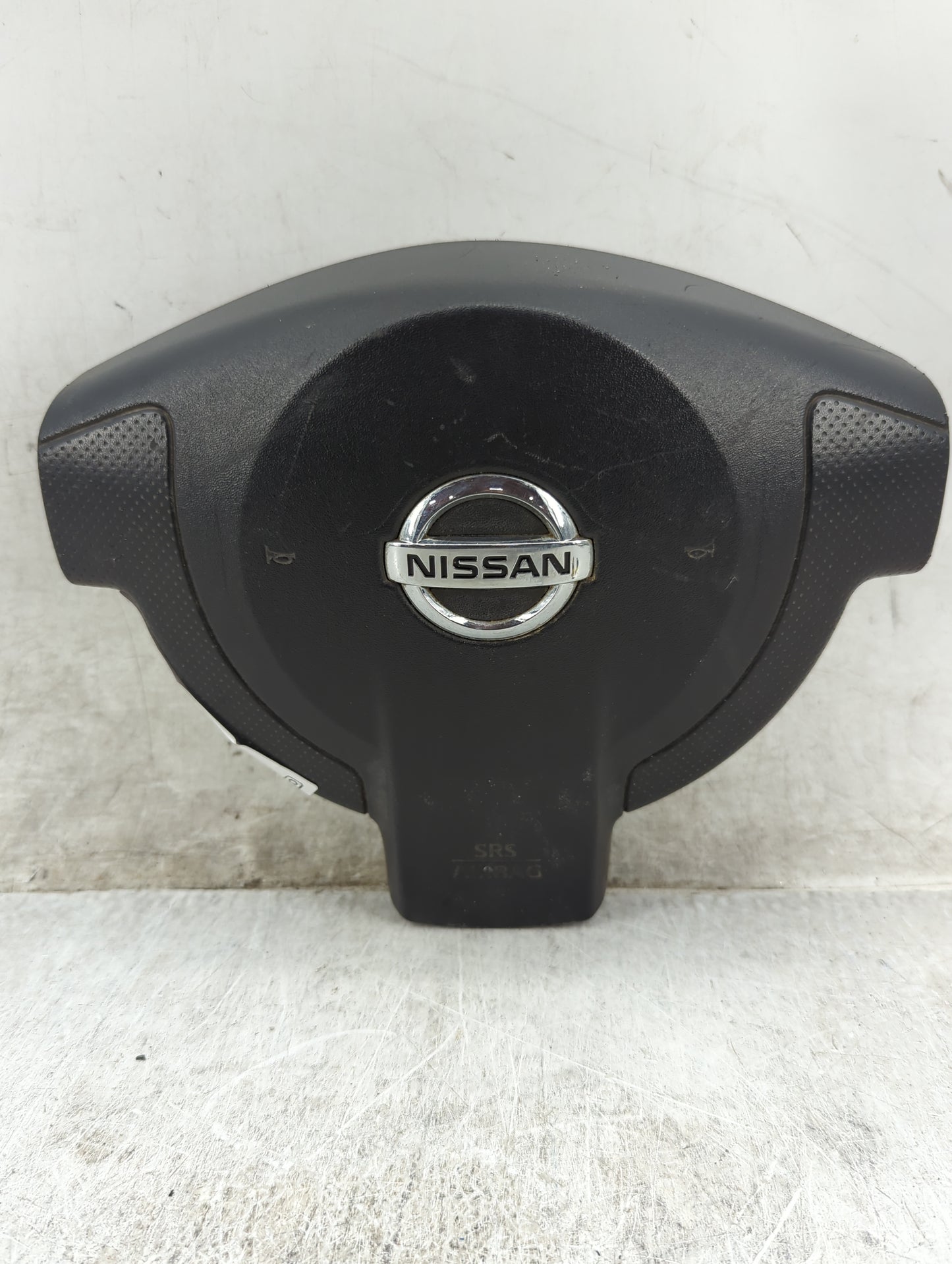 2007-2009 Nissan Sentra Air Bag Driver Left Steering Wheel Mounted - Oemusedautoparts1.com