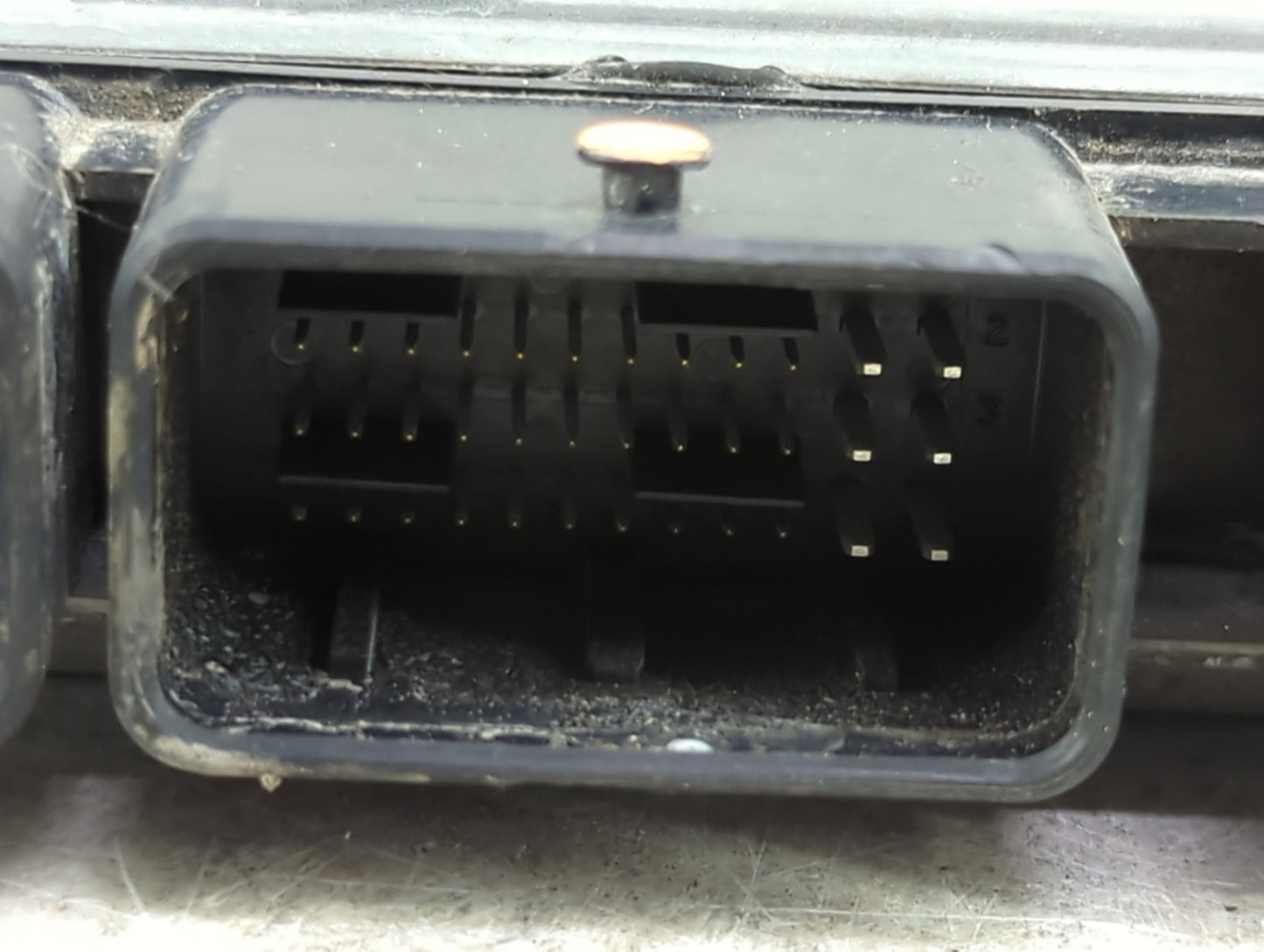 2009 Nissan Sentra PCM Engine Control Computer ECU ECM PCU OEM P/N:MEC900-270 Fits OEM Used Auto Parts - Oemusedautoparts1.c