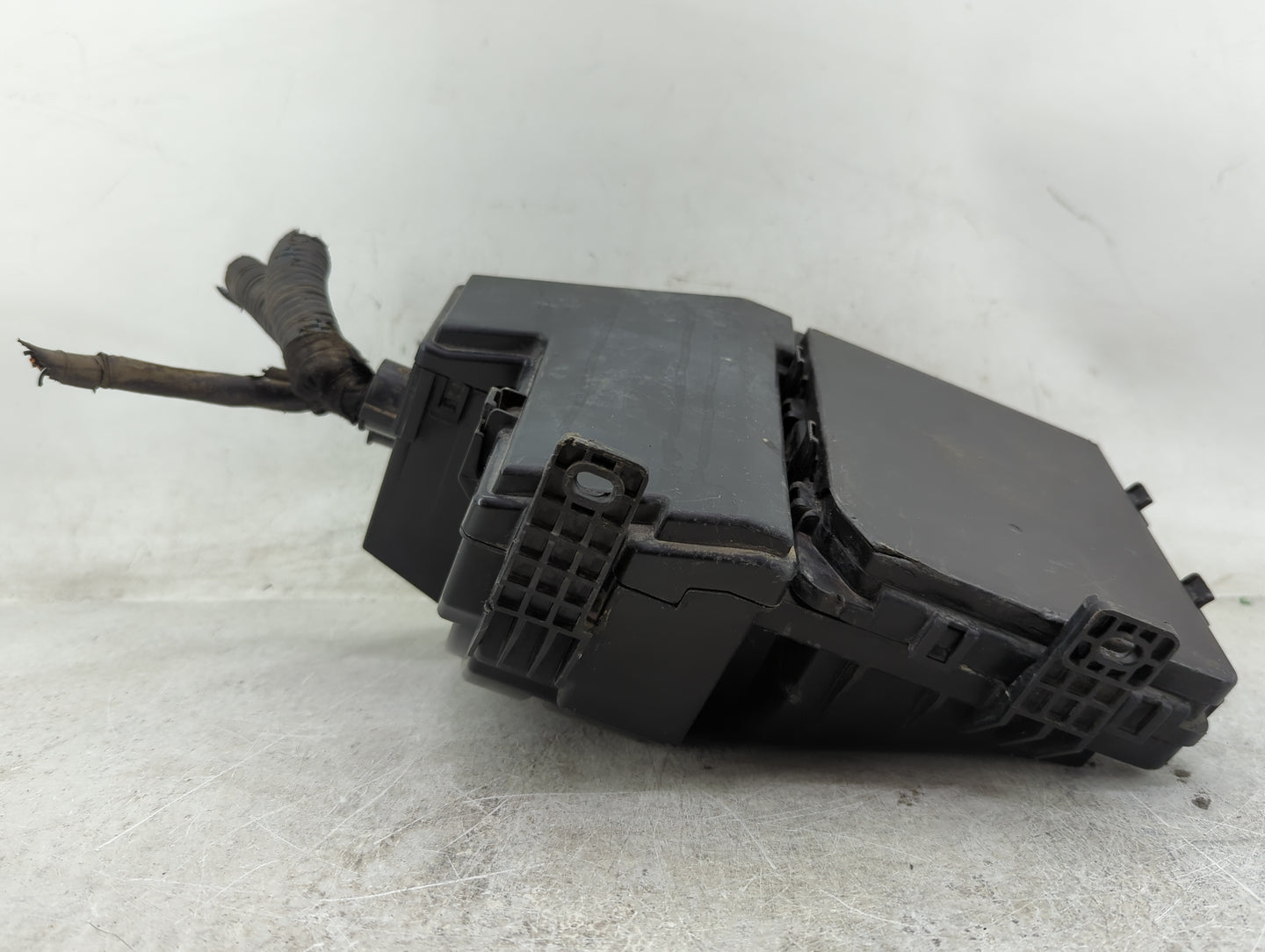 2009 Nissan Sentra Fusebox Fuse Box Panel Relay Module Fits OEM Used Auto Parts - Oemusedautoparts1.com