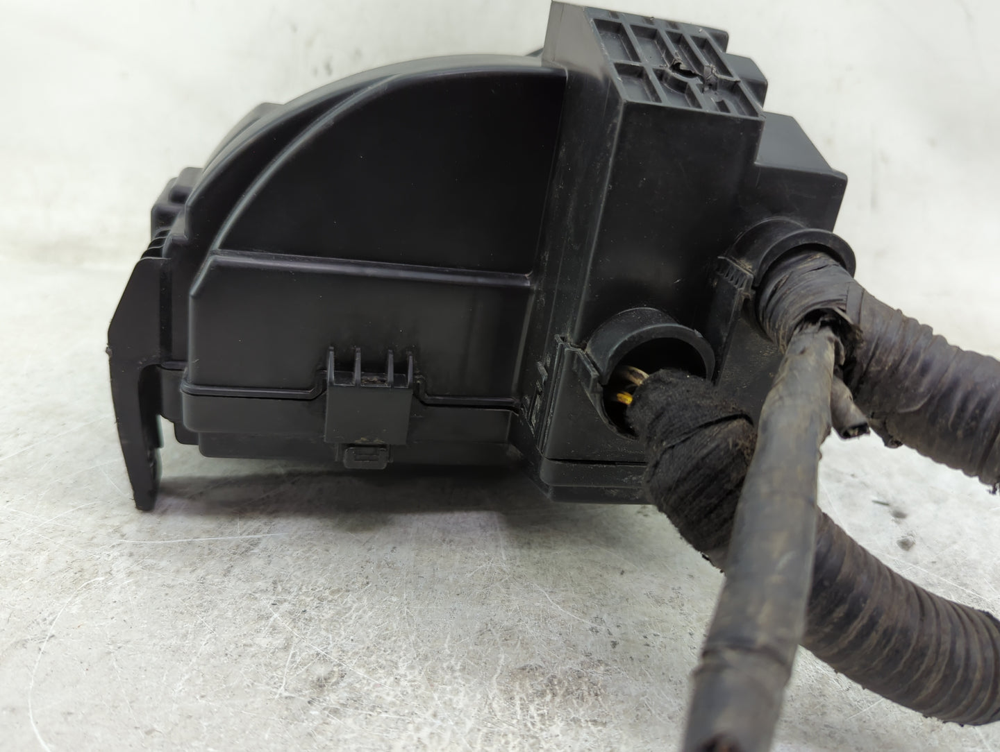 2009 Nissan Sentra Fusebox Fuse Box Panel Relay Module Fits OEM Used Auto Parts - Oemusedautoparts1.com