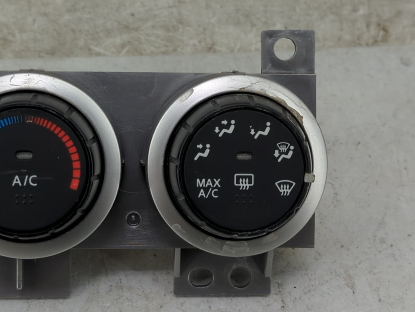 2009 Nissan Sentra Climate Control Module Temperature AC/Heater Replacement P/N:L32H(A/C) Fits OEM Used Auto Parts - Oemused