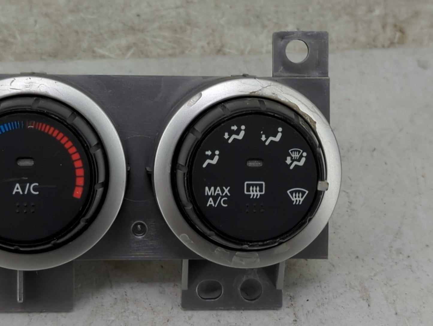 2009 Nissan Sentra Climate Control Module Temperature AC/Heater Replacement P/N:L32H(A/C) Fits OEM Used Auto Parts - Oemused