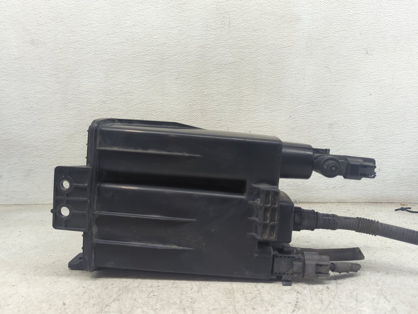 2009 Nissan Sentra Fuel Vapor Charcoal Canister 1479465 - Oemusedautoparts1.com