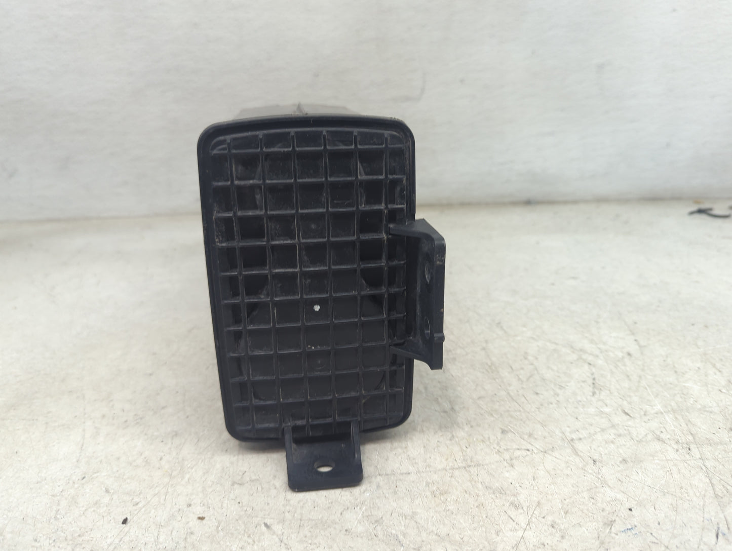 2009 Nissan Sentra Fuel Vapor Charcoal Canister 1479465 - Oemusedautoparts1.com