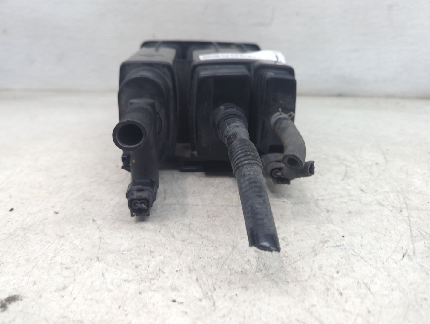 2009 Nissan Sentra Fuel Vapor Charcoal Canister 1479465 - Oemusedautoparts1.com