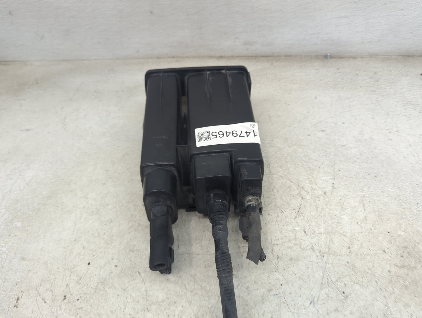 2009 Nissan Sentra Fuel Vapor Charcoal Canister 1479465 - Oemusedautoparts1.com