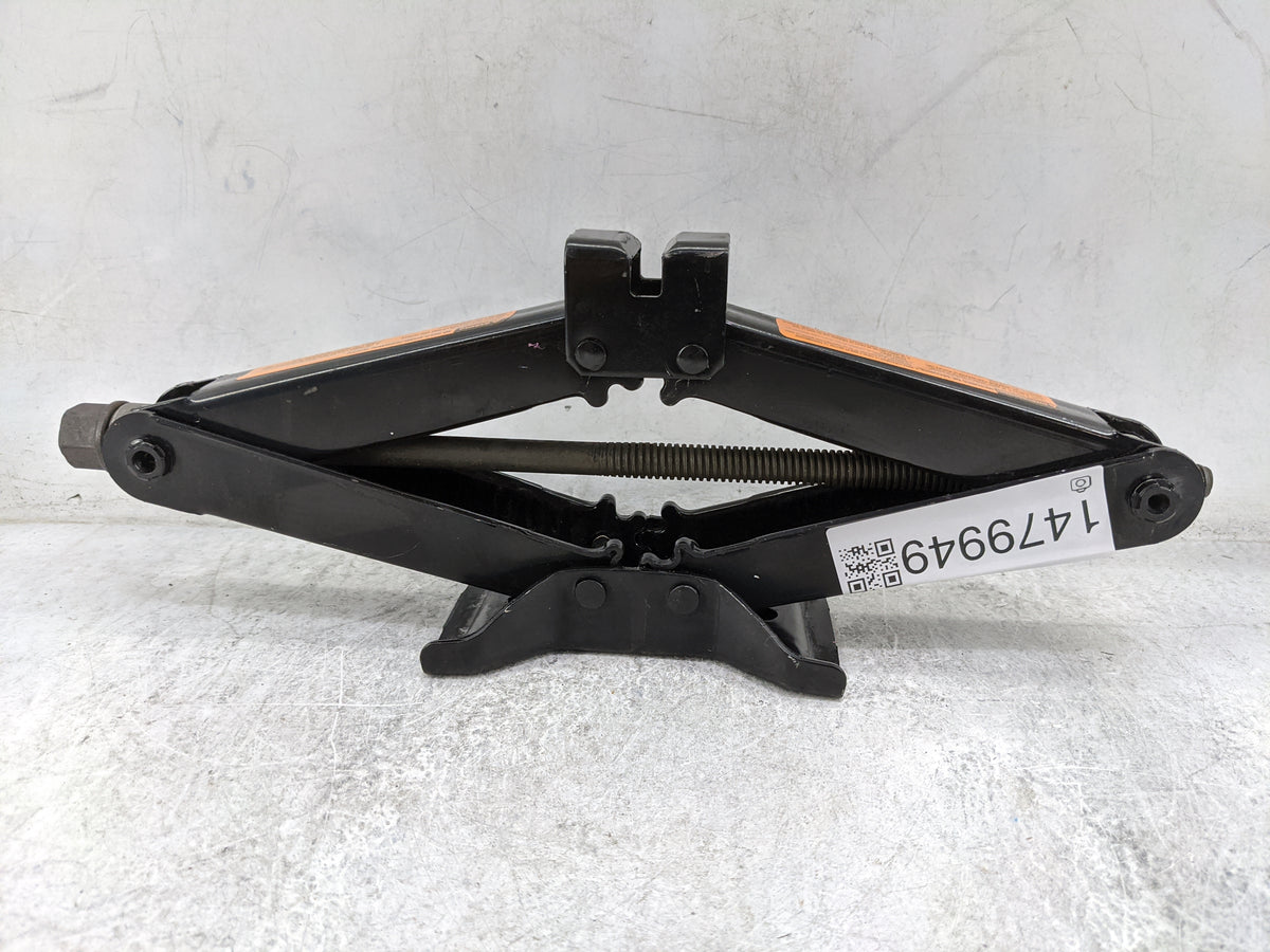 2009 Nissan Sentra Spare Scissor Car Jack Black - Oemusedautoparts1.com