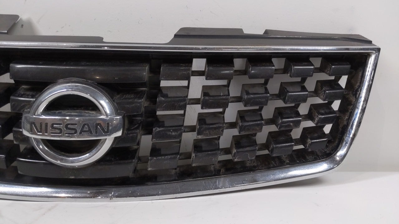 2009 Nissan Sentra Front Bumper Grille Cover - Oemusedautoparts1.com