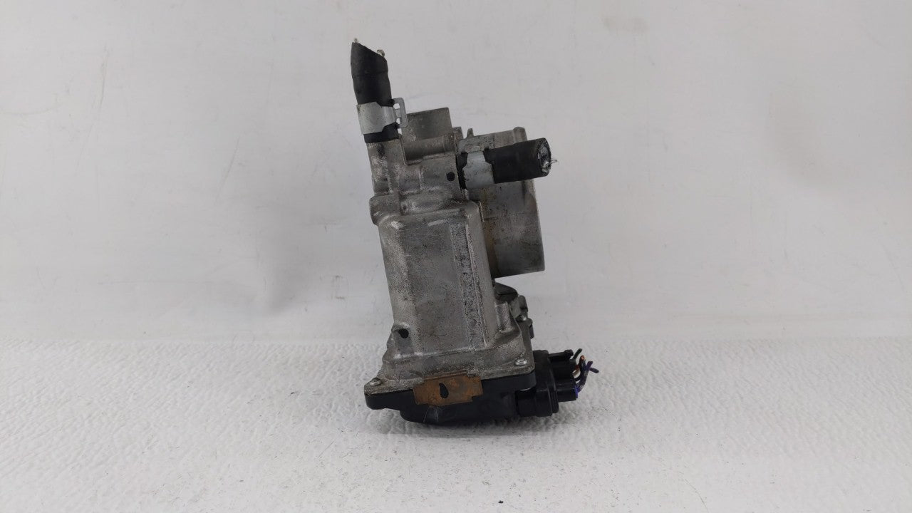 2007-2012 Nissan Sentra Throttle Body P/N:ET-A60-02 E ET-A60-02 J Fits OEM Used Auto Parts - Oemusedautoparts1.com