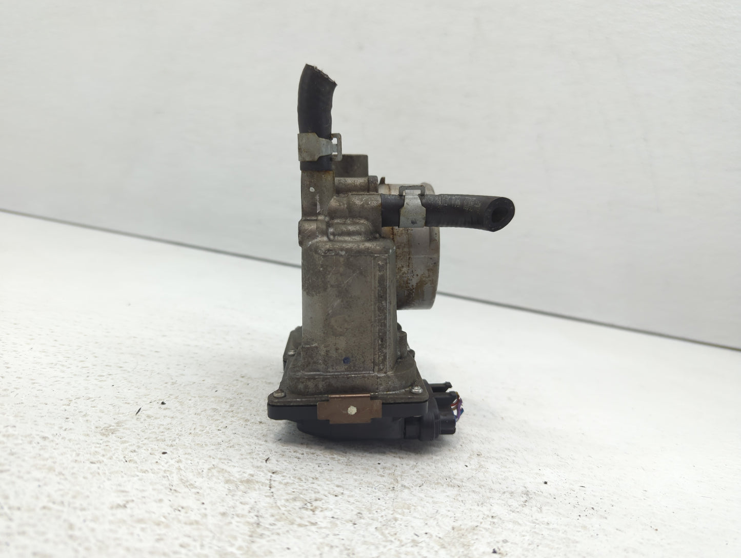 2007-2012 Nissan Sentra Throttle Body P/N:ET-A60-02 B Fits OEM Used Auto Parts - Oemusedautoparts1.com