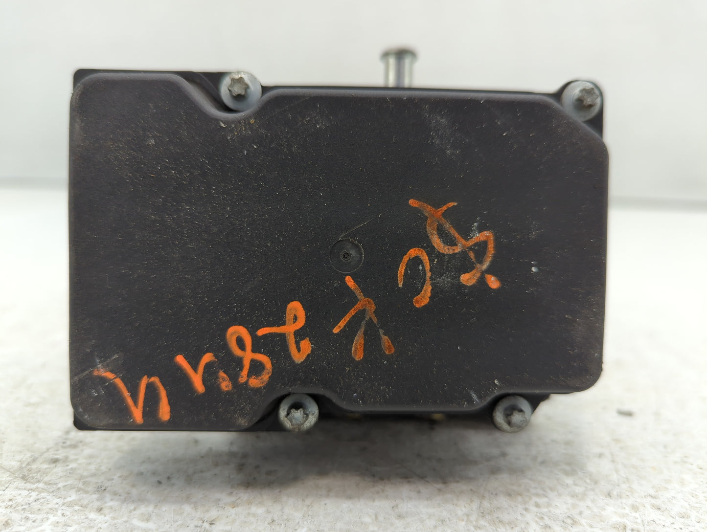 2007-2010 Nissan Sentra ABS Pump Control Module Replacement P/N:47660 ET00A Fits Fits 2007 2008 2009 2010 OEM Used Auto Part