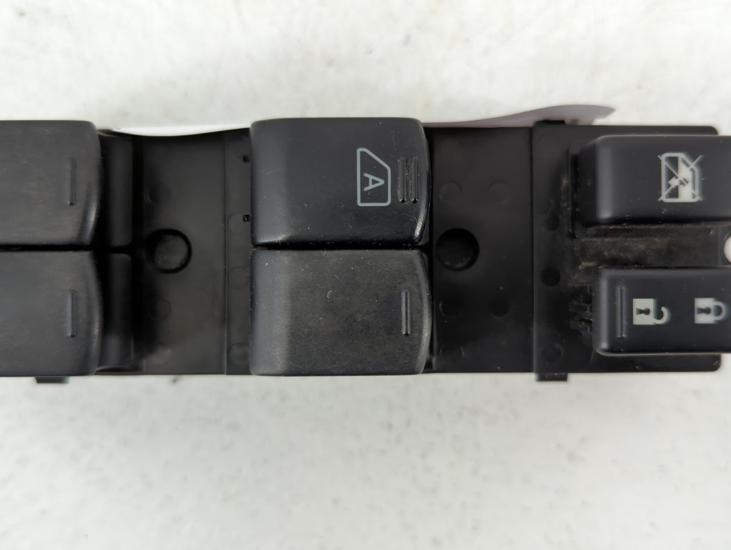 2008-2009 Nissan Sentra Master Power Window Switch Replacement Driver Side Left P/N:25401 ZJ60A Fits Fits 2008 2009 OEM Used