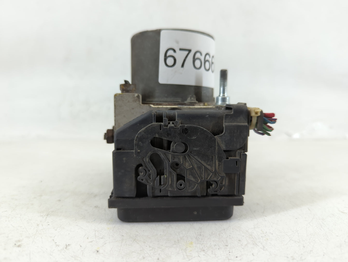 2007-2010 Nissan Sentra ABS Pump Control Module Replacement P/N:47660 ET00A Fits Fits 2007 2008 2009 2010 OEM Used Auto Part