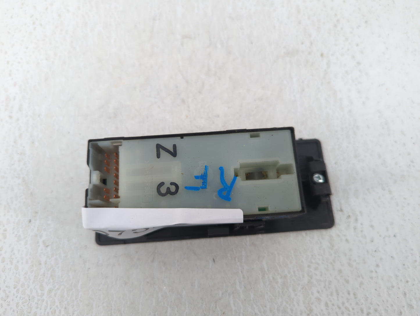 2009 Nissan Titan Master Power Window Switch Replacement Driver Side Left P/N:3040804 Fits OEM Used Auto Parts - Oemusedauto