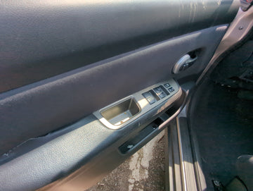 2007-2009 Nissan Versa Master Power Window Switch Replacement Driver Side Left Fits Fits 2007 2008 2009 OEM Used Auto Parts 