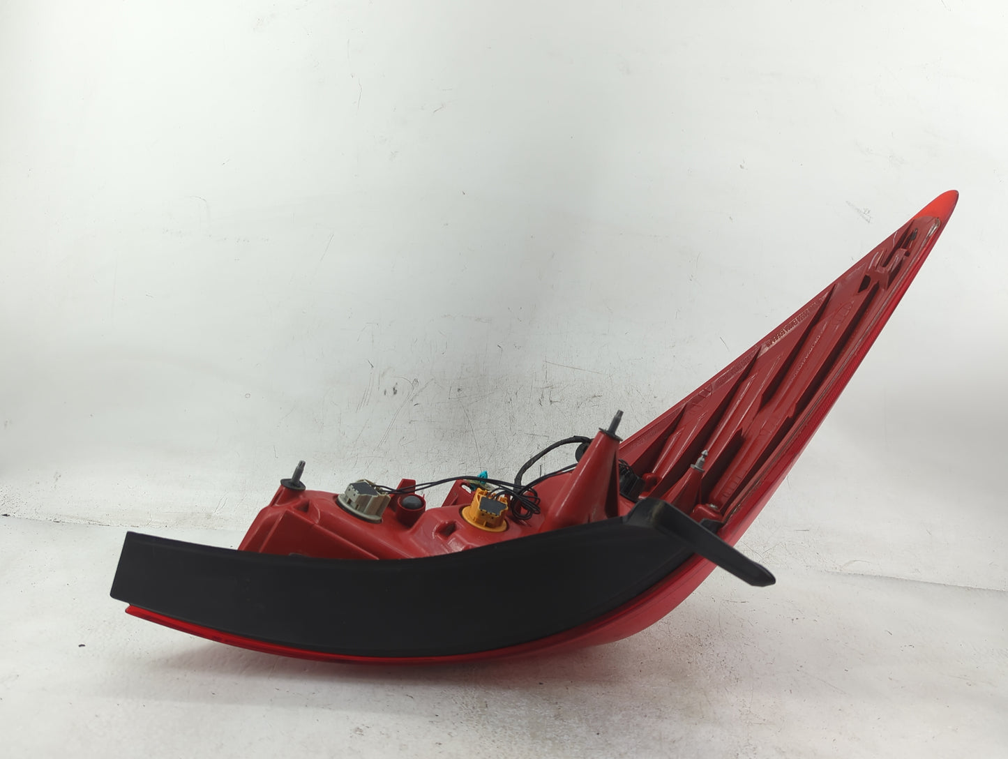 2007-2012 Nissan Versa Tail Light Assembly Passenger Right OEM Fits Fits 2007 2008 2009 2010 2011 2012 OEM Used Auto Parts -