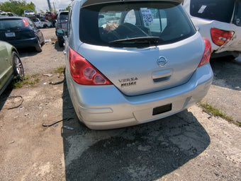 compare product 2007-2012 Nissan Versa Rear Bumper Assembly Oem