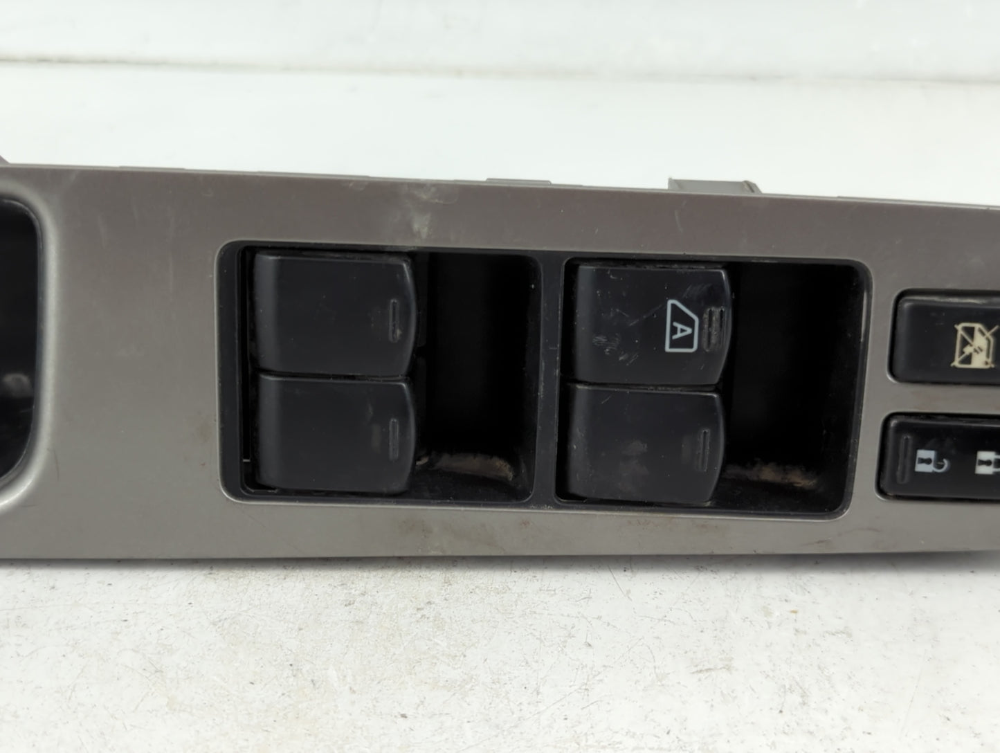2007-2009 Nissan Versa Master Power Window Switch Replacement Driver Side Left P/N:90961 EL11A Fits Fits 2007 2008 2009 OEM 
