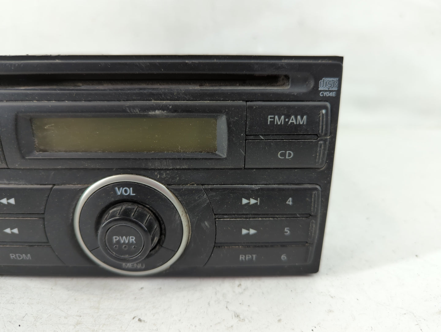 2009 Nissan Versa Radio AM FM Cd Player Receiver Replacement P/N:28185 EM32A Fits OEM Used Auto Parts - Oemusedautoparts1.co
