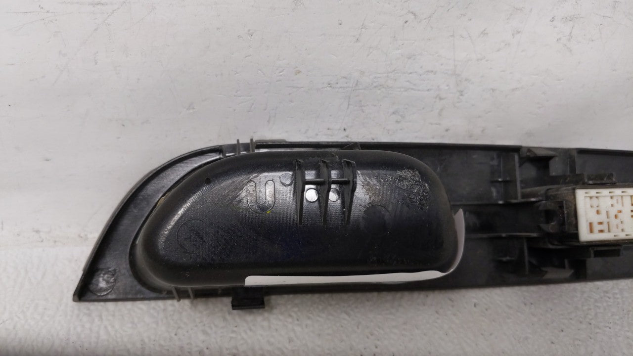 2009 Nissan Versa Passeneger Right Power Window Switch - Oemusedautoparts1.com