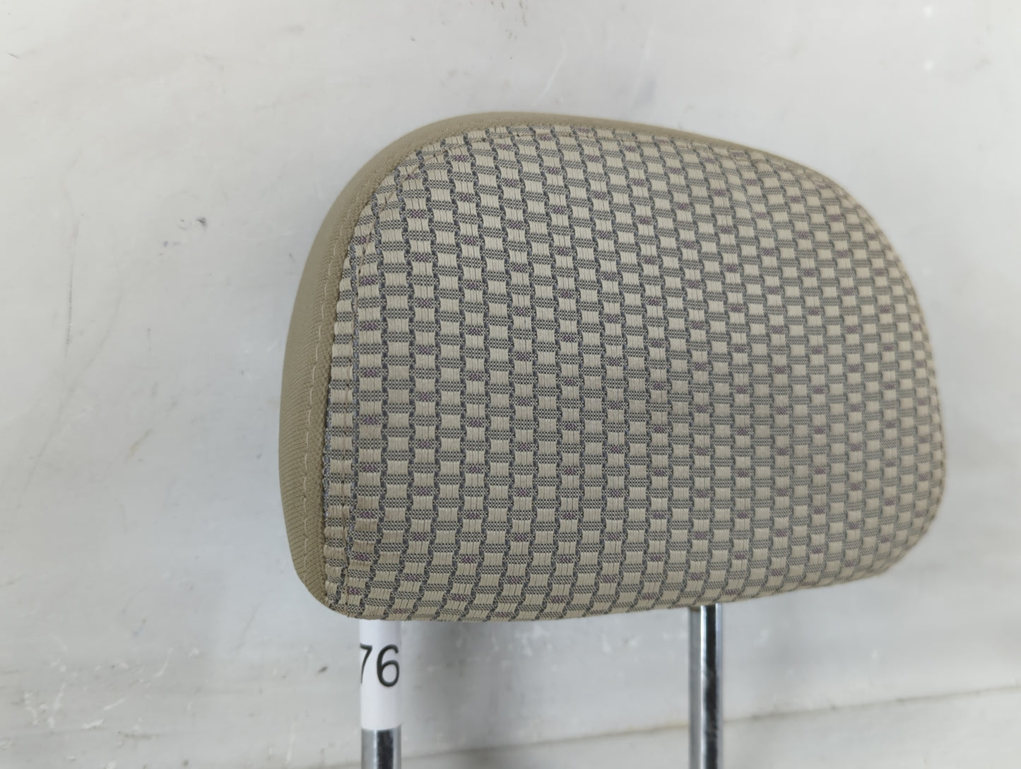 2009 Nissan Versa Headrest Head Rest Rear Seat Fits OEM Used Auto Parts - Oemusedautoparts1.com