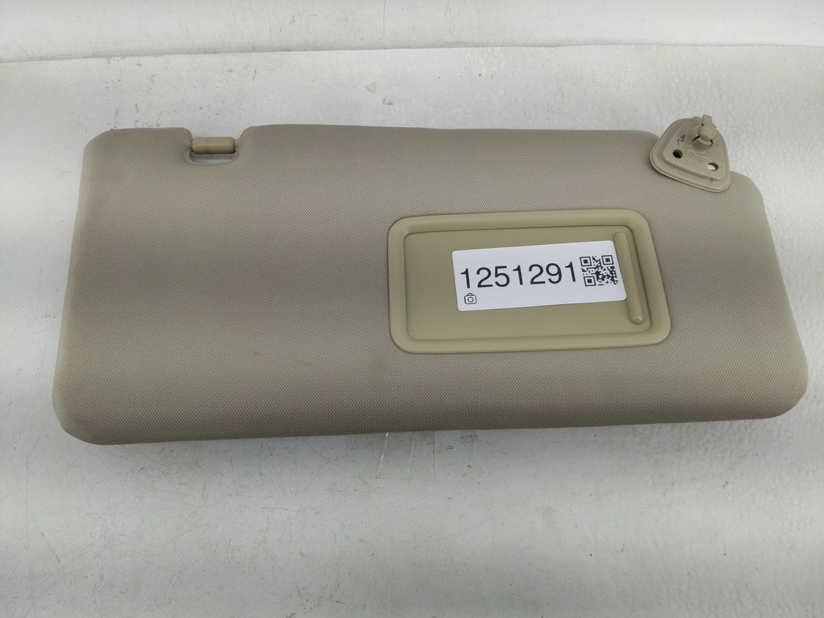 2009 Nissan Versa Sun Visor Shade Replacement Passenger Right Mirror Fits OEM Used Auto Parts - Oemusedautoparts1.com