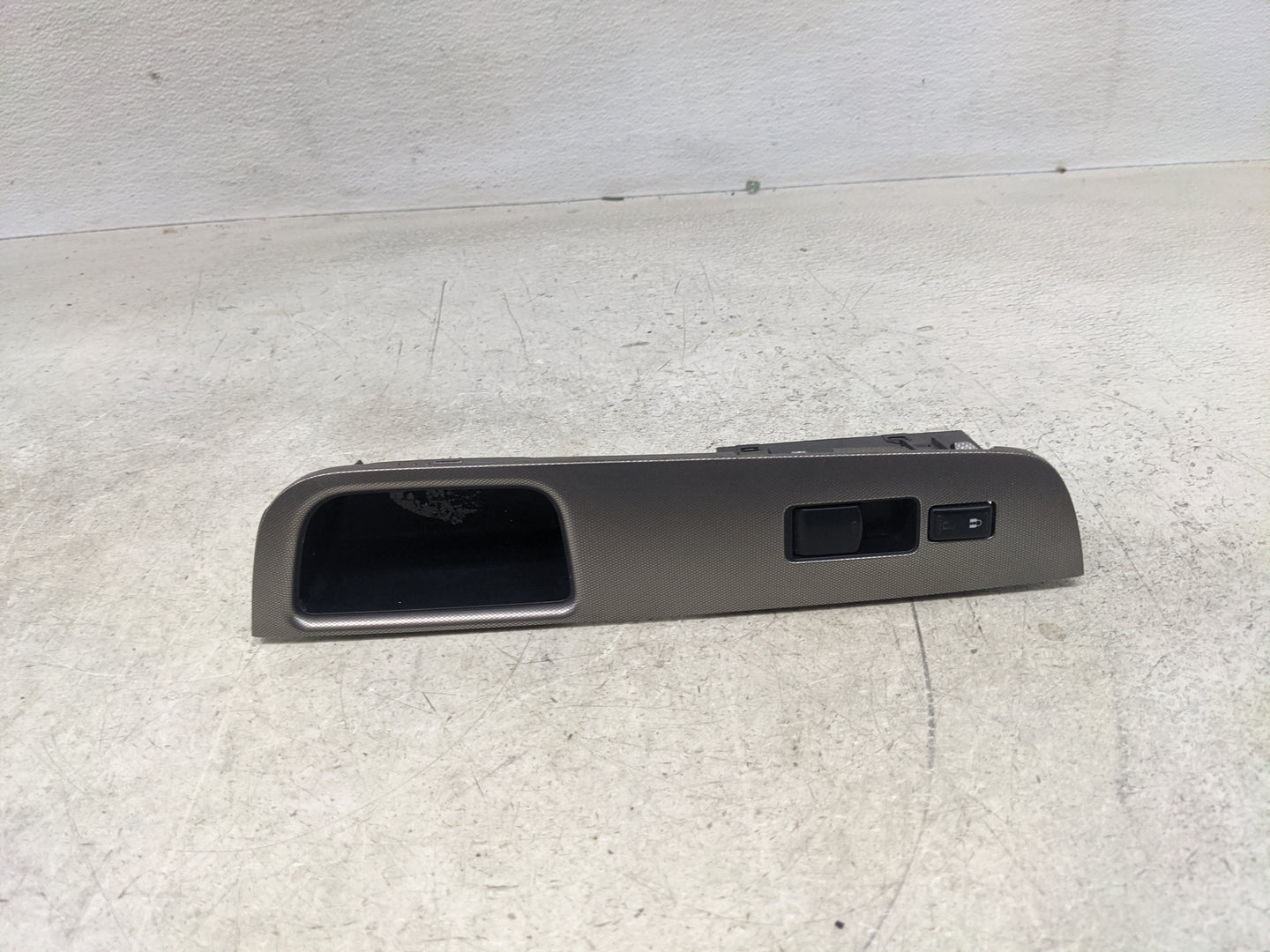 2007-2009 Nissan Versa Master Power Window Switch Replacement Driver Side Left P/N:80960 EM31A Fits Fits 2007 2008 2009 OEM 