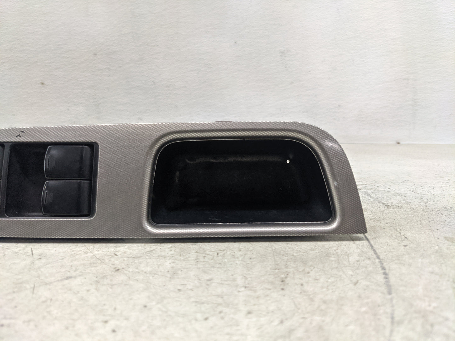 2007-2009 Nissan Versa Master Power Window Switch Replacement Driver Side Left Fits Fits 2007 2008 2009 OEM Used Auto Parts 